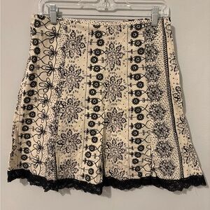 Cream and Black Patterned Skirt with Lace Trim